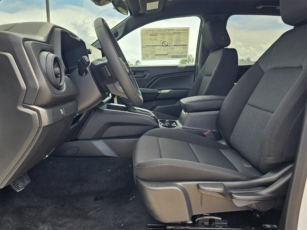 new 2026 Chevrolet Colorado car, priced at $32,995
