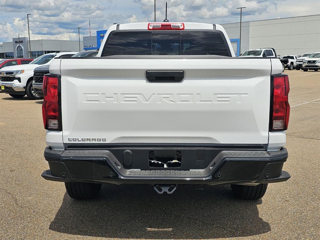 new 2026 Chevrolet Colorado car, priced at $32,995