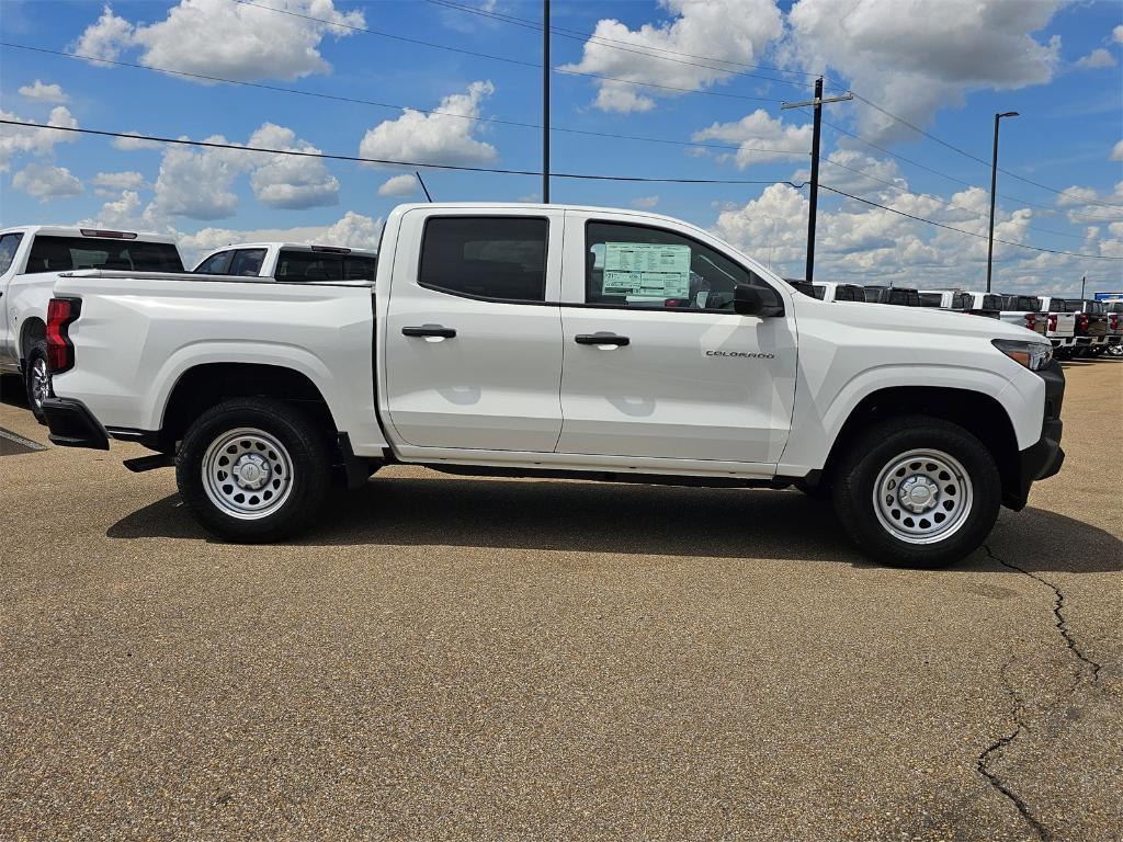 new 2026 Chevrolet Colorado car, priced at $32,995