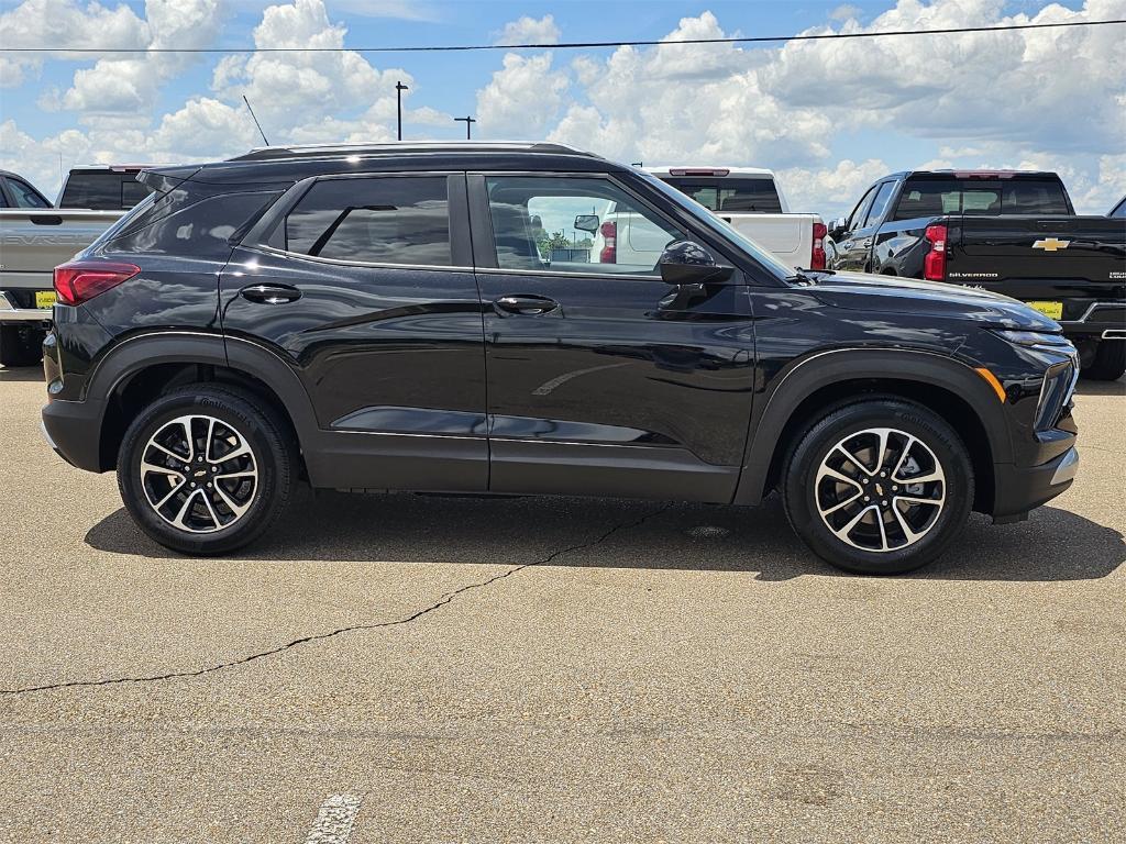 new 2026 Chevrolet TrailBlazer car, priced at $26,876