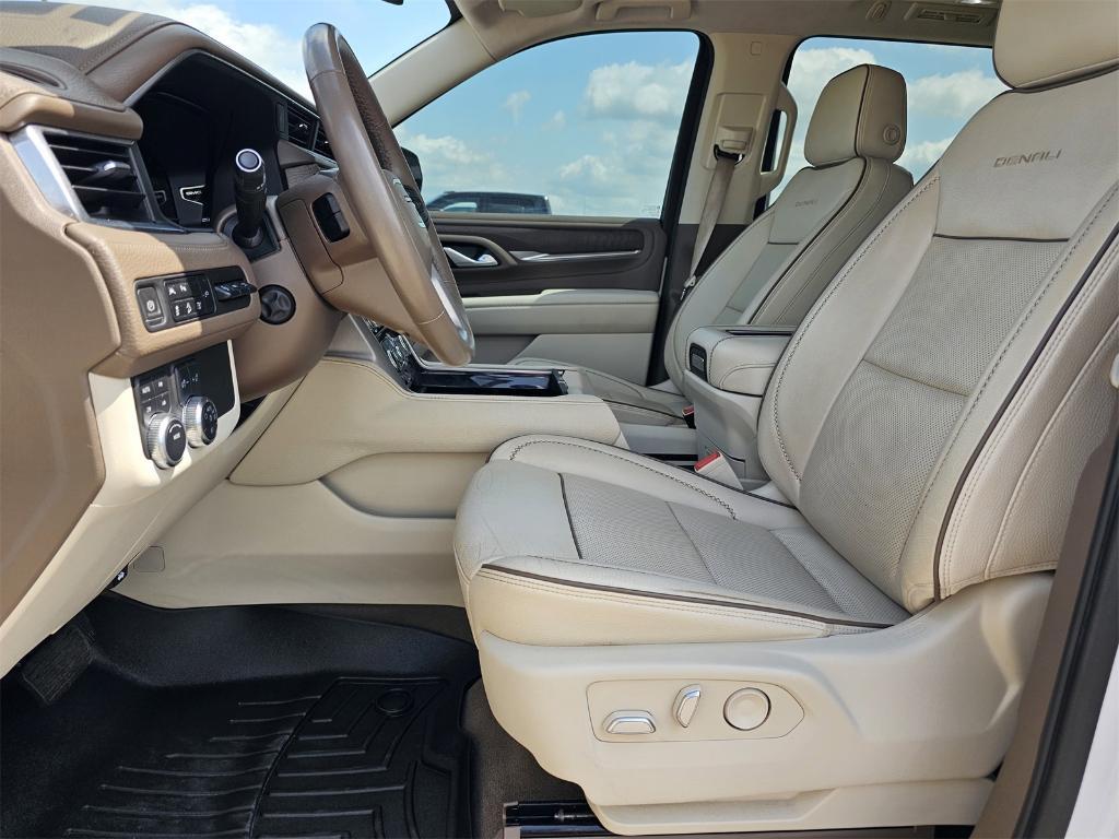 used 2022 GMC Yukon XL car, priced at $53,913