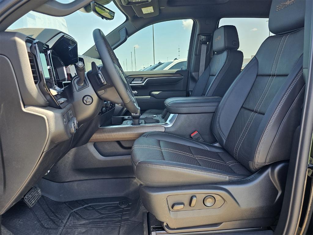 new 2025 Chevrolet Silverado 1500 car, priced at $68,959