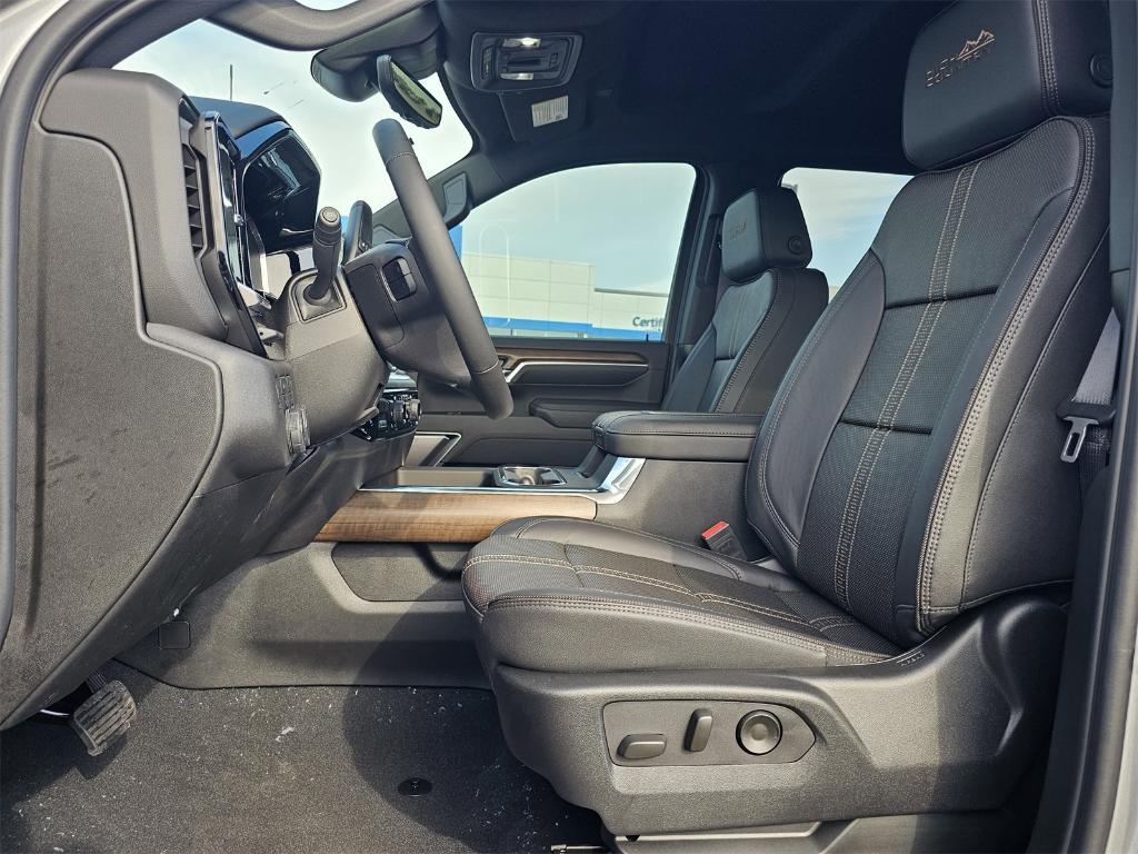 new 2025 Chevrolet Silverado 2500 car, priced at $84,550
