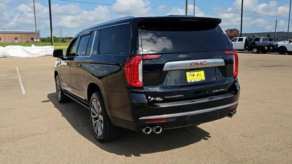 used 2021 GMC Yukon XL car, priced at $55,345