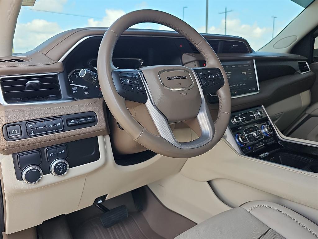 used 2021 GMC Yukon XL car, priced at $55,345