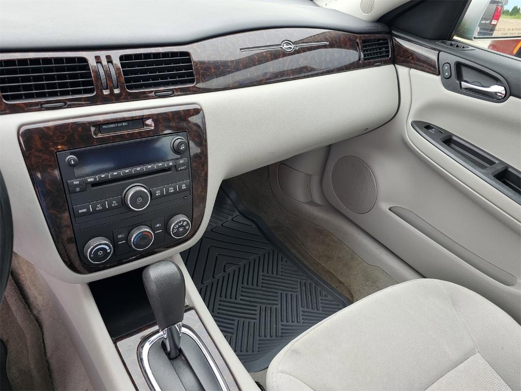 used 2014 Chevrolet Impala Limited car, priced at $12,395