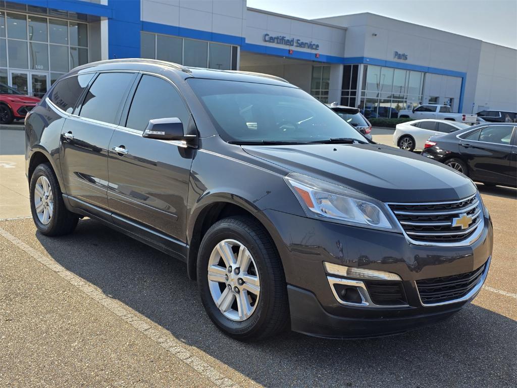 used 2014 Chevrolet Traverse car, priced at $9,300