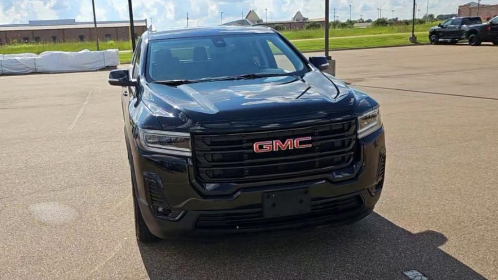 used 2023 GMC Acadia car, priced at $33,619