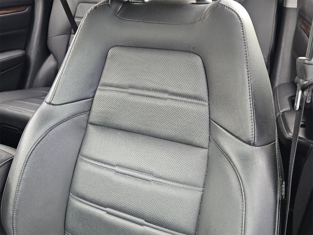 used 2019 Honda CR-V car, priced at $27,930