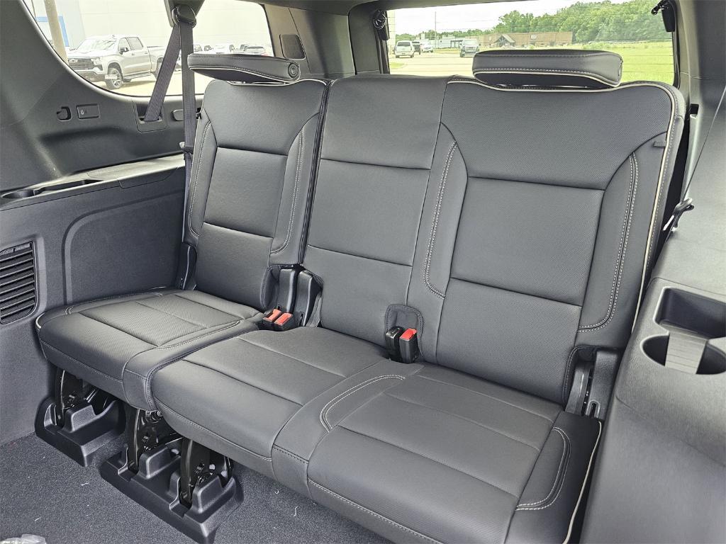 new 2025 Chevrolet Suburban car, priced at $83,109