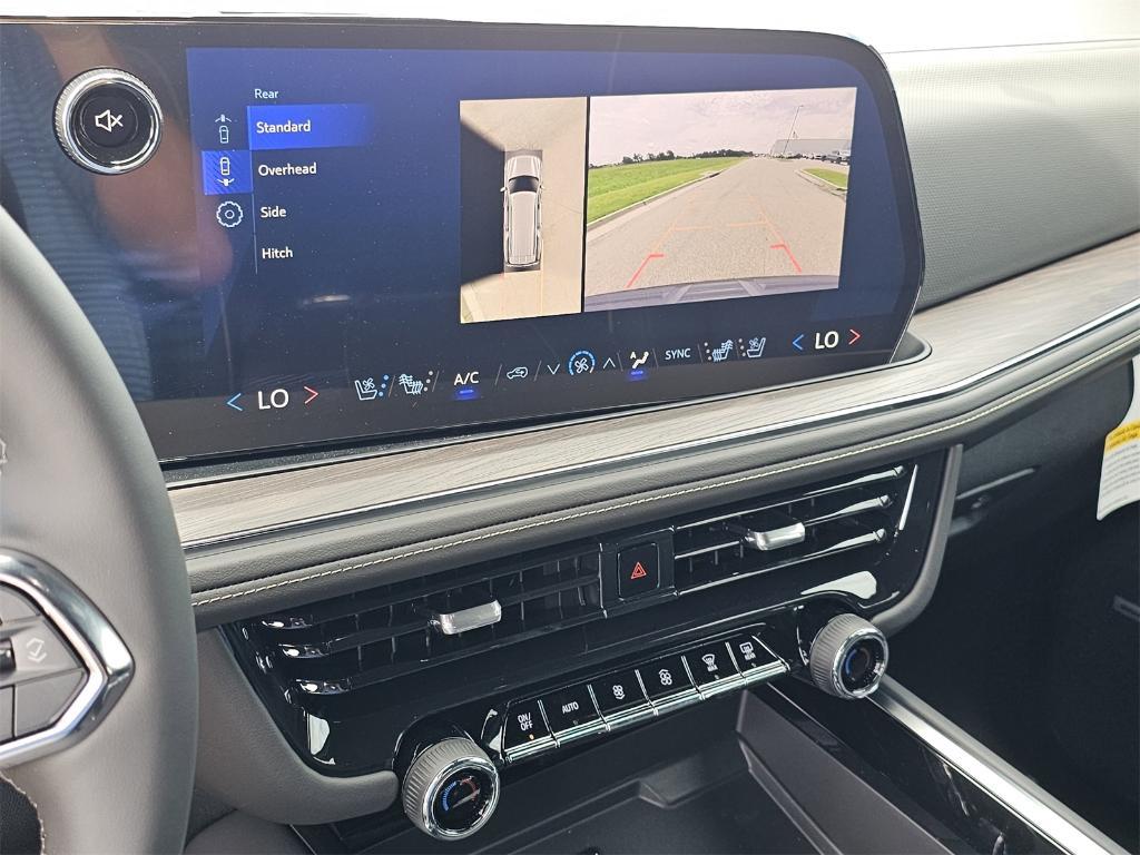 new 2025 Chevrolet Suburban car, priced at $83,109