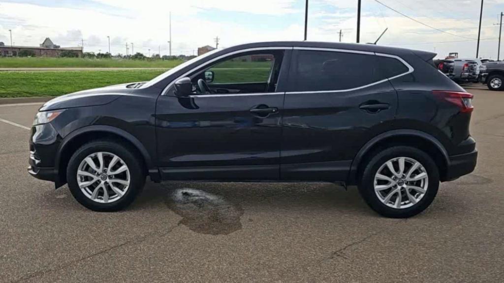 used 2021 Nissan Rogue Sport car, priced at $17,595