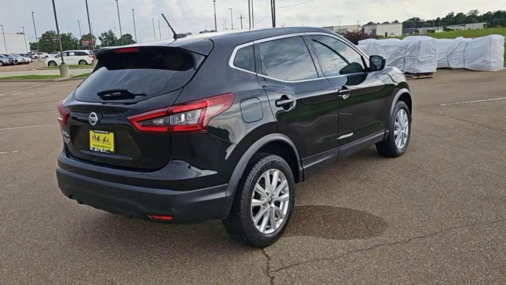 used 2021 Nissan Rogue Sport car, priced at $17,595