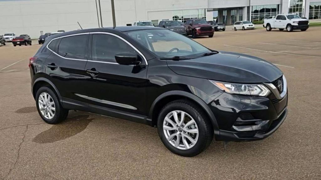 used 2021 Nissan Rogue Sport car, priced at $17,595