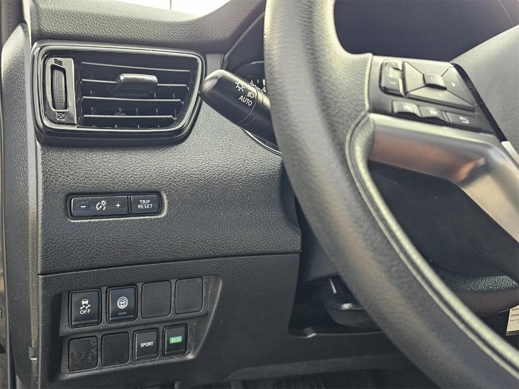 used 2021 Nissan Rogue Sport car, priced at $17,595
