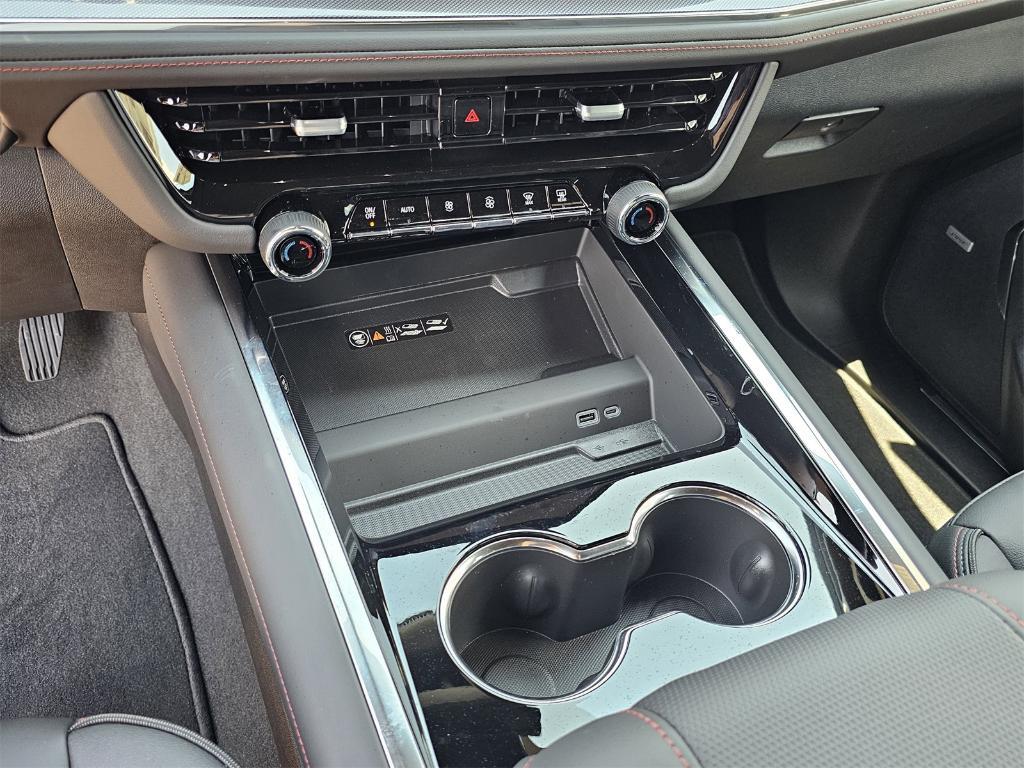 new 2025 Chevrolet Tahoe car, priced at $74,089