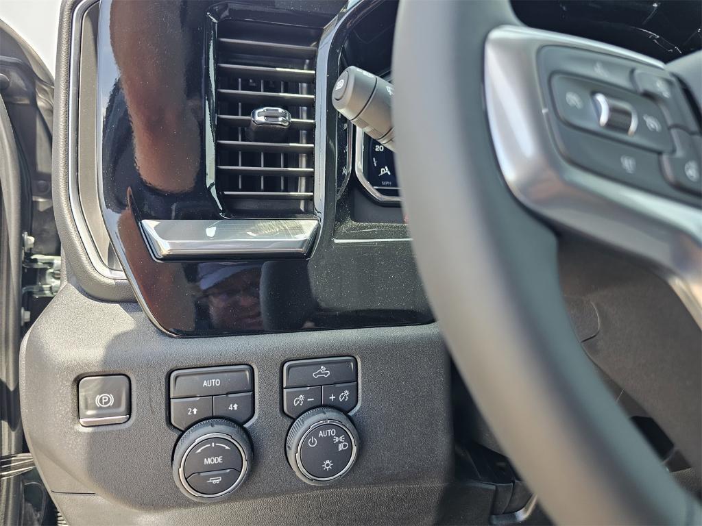 new 2025 Chevrolet Silverado 1500 car, priced at $64,284
