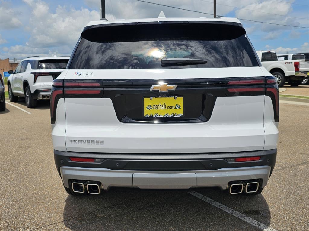 new 2025 Chevrolet Traverse car, priced at $44,430