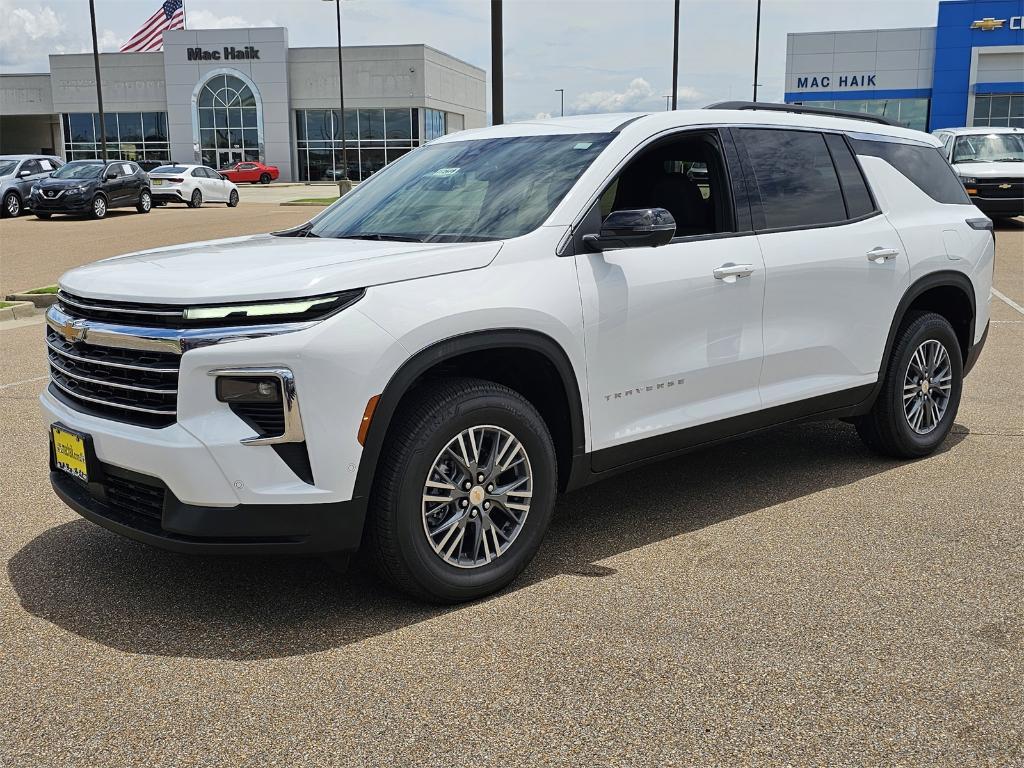 new 2025 Chevrolet Traverse car, priced at $44,430