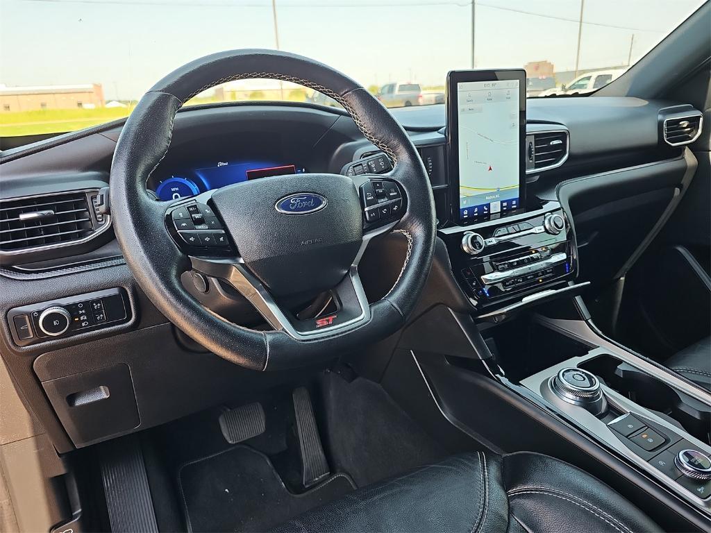 used 2023 Ford Explorer car, priced at $43,713