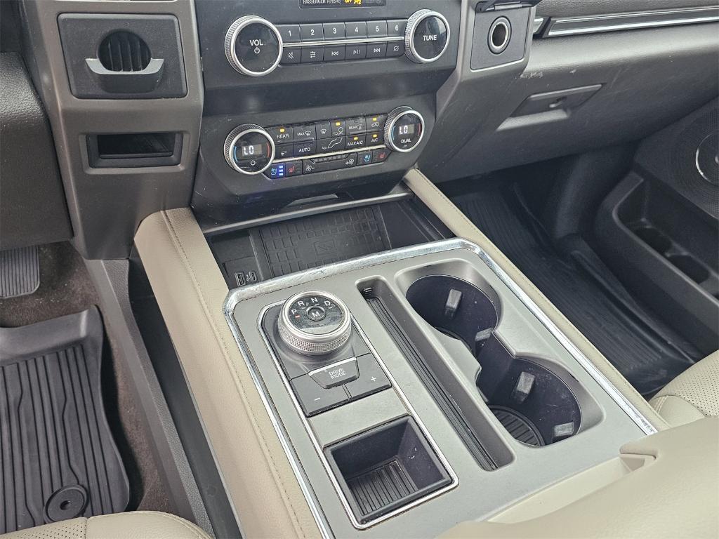 used 2021 Ford Expedition car, priced at $28,918