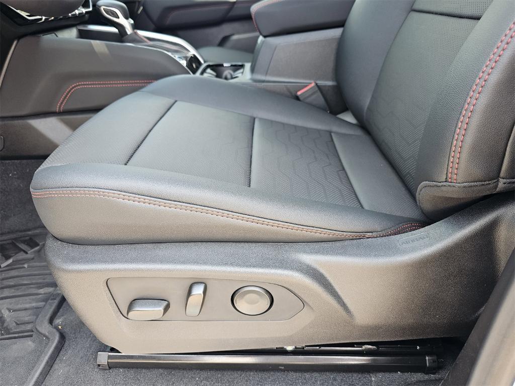 new 2025 Chevrolet Colorado car, priced at $53,049