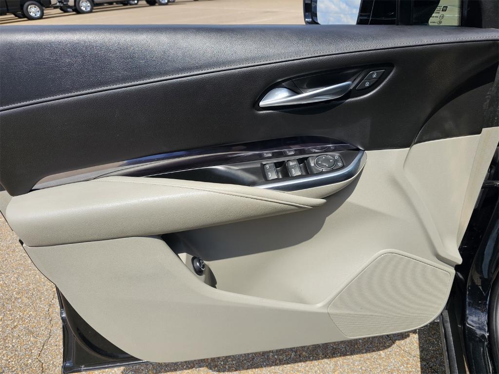 used 2021 Cadillac XT4 car, priced at $23,210