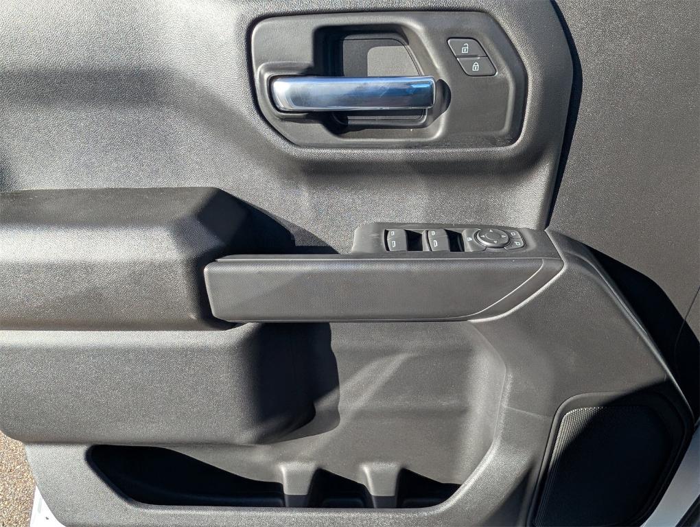 new 2026 Chevrolet Silverado 1500 car, priced at $40,930