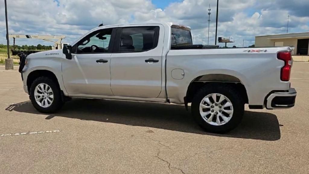 used 2022 Chevrolet Silverado 1500 car, priced at $29,258