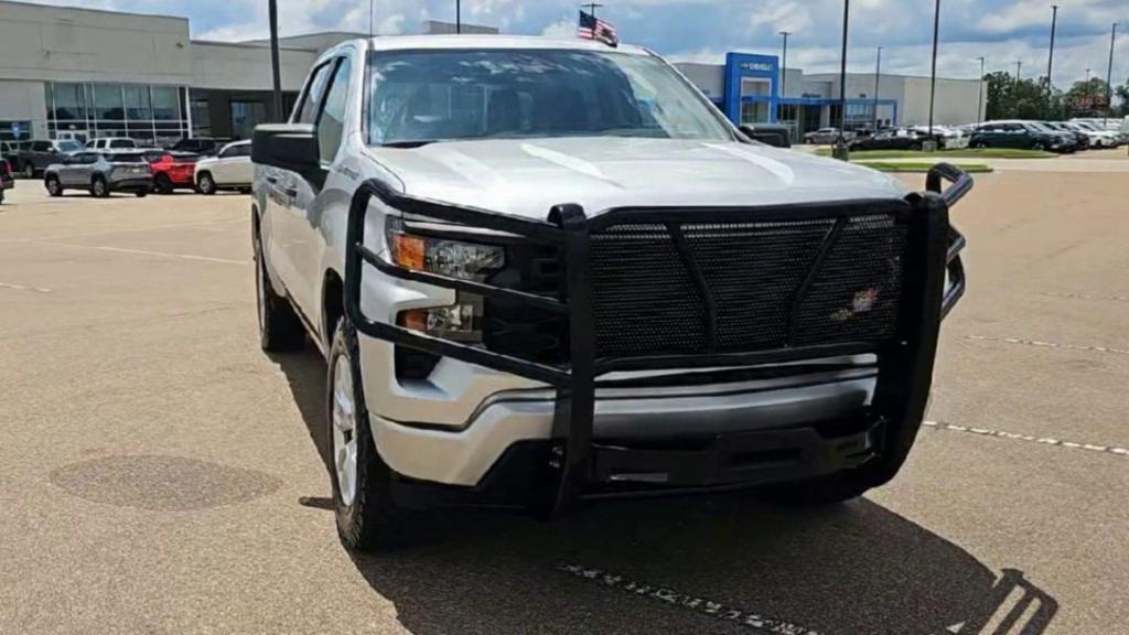 used 2022 Chevrolet Silverado 1500 car, priced at $29,258