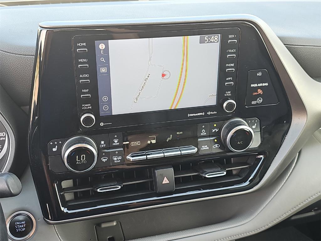 used 2021 Toyota Highlander car, priced at $26,432