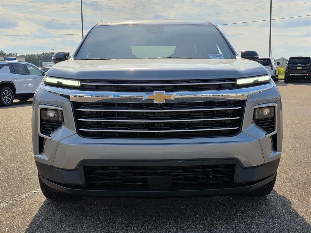 new 2026 Chevrolet Traverse car, priced at $46,420