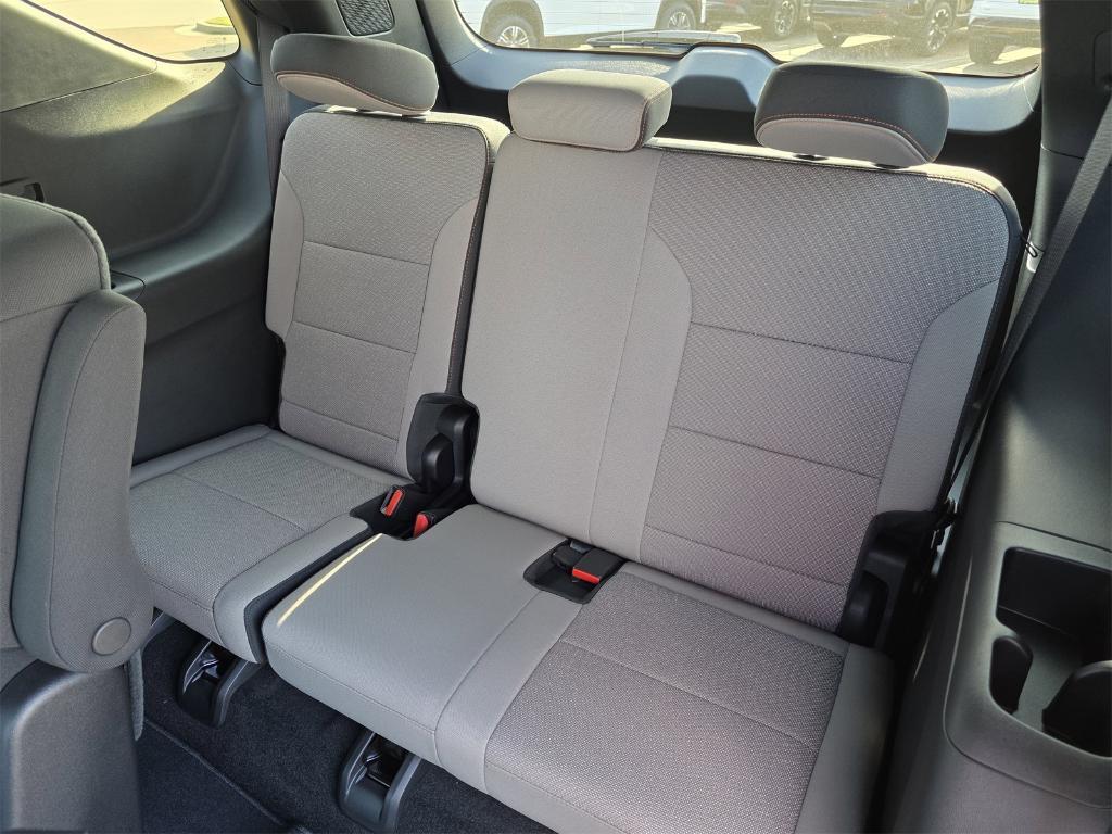 new 2026 Chevrolet Traverse car, priced at $46,420