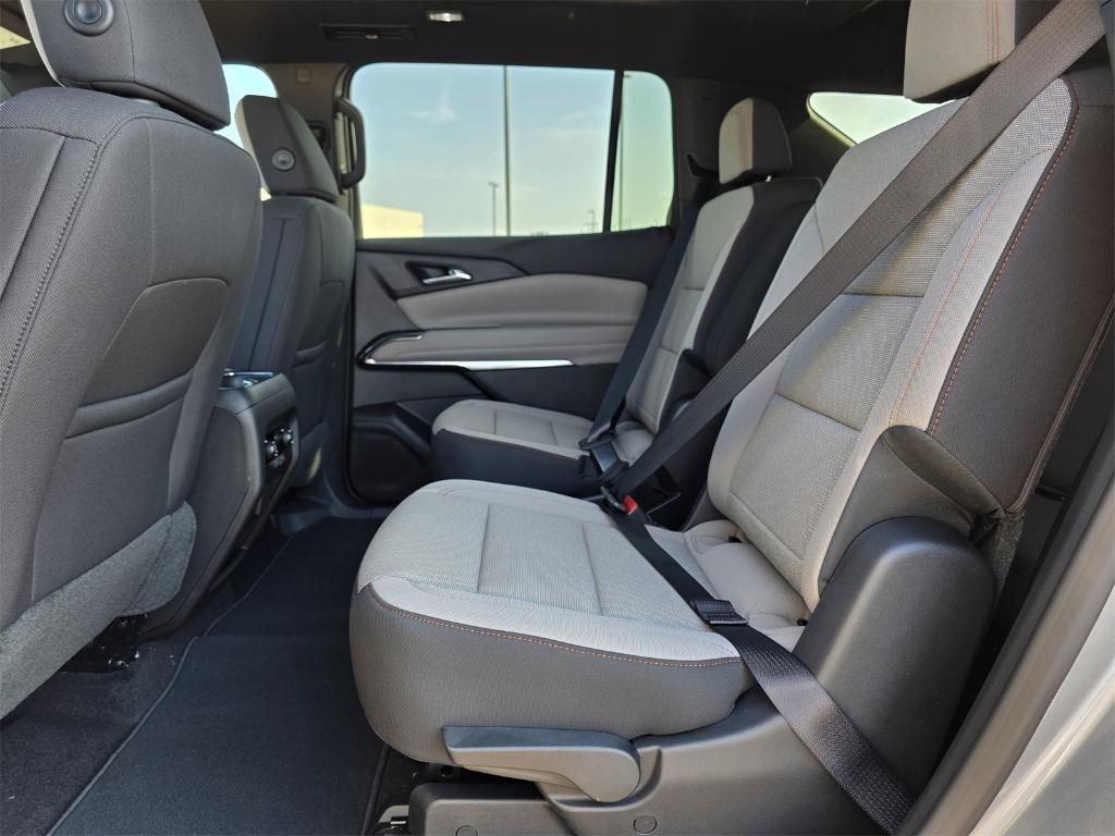 new 2026 Chevrolet Traverse car, priced at $46,420