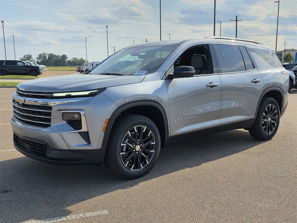 new 2026 Chevrolet Traverse car, priced at $46,420