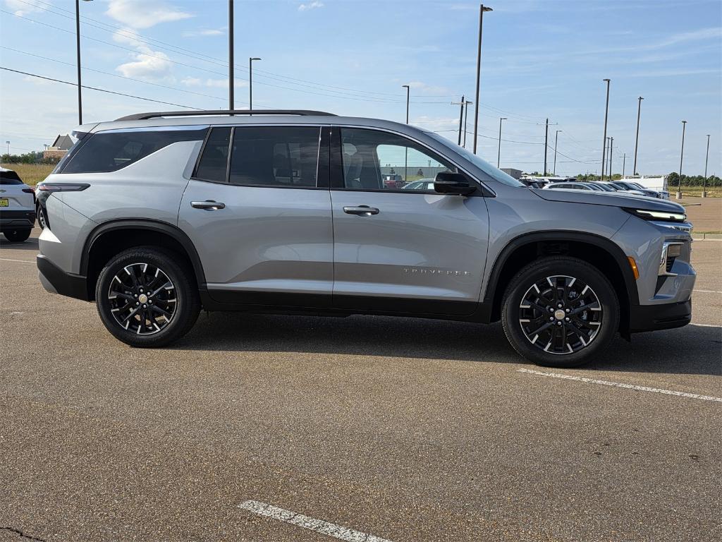 new 2026 Chevrolet Traverse car, priced at $46,420
