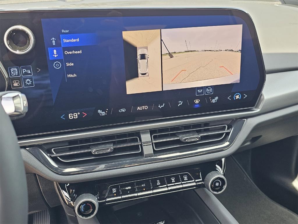 new 2025 Chevrolet Equinox EV car, priced at $47,089