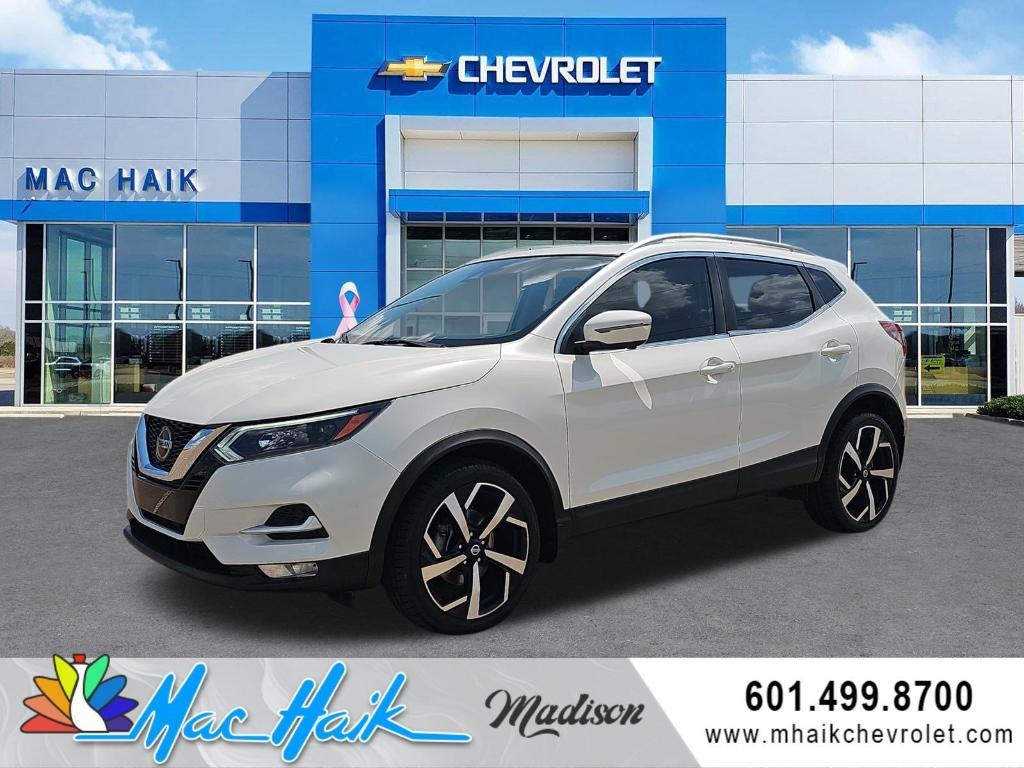 used 2020 Nissan Rogue Sport car, priced at $19,167
