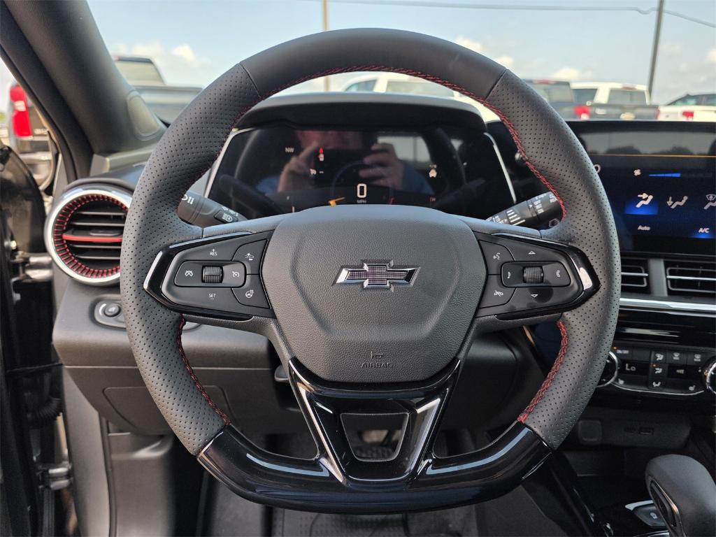 new 2025 Chevrolet Trax car, priced at $25,987