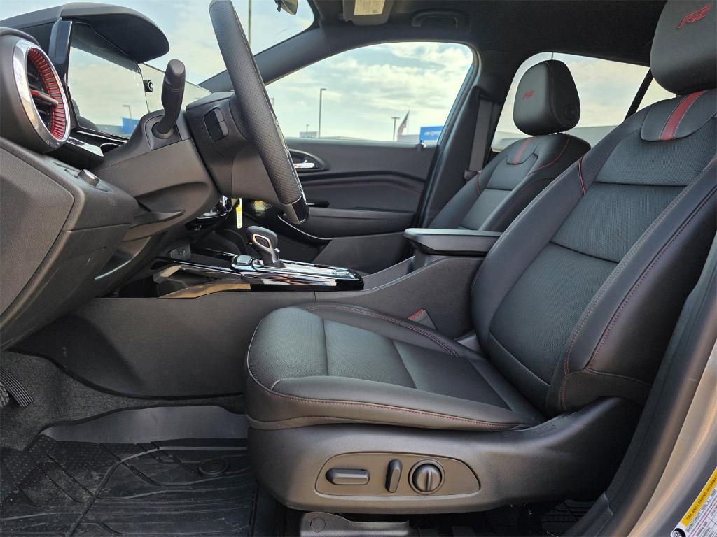 new 2025 Chevrolet Trax car, priced at $25,987