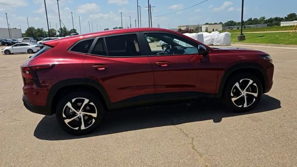 used 2024 Chevrolet Trax car, priced at $23,460