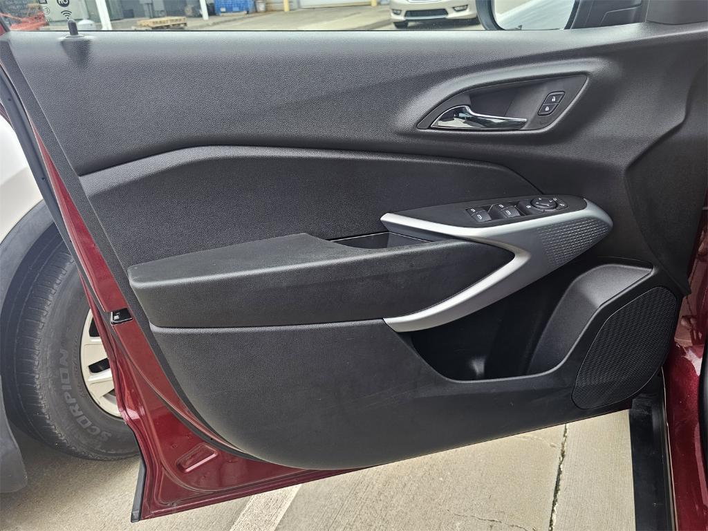used 2024 Chevrolet Trax car, priced at $24,918