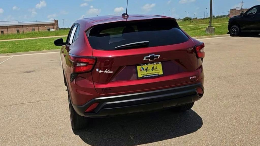 used 2024 Chevrolet Trax car, priced at $23,460