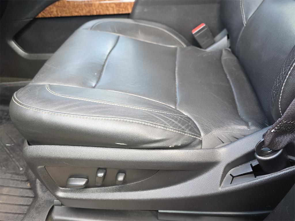 used 2017 Chevrolet Suburban car, priced at $25,280