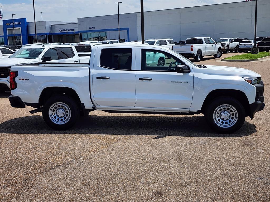 new 2025 Chevrolet Colorado car, priced at $38,435