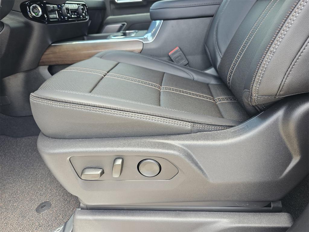 new 2025 Chevrolet Silverado 2500 car, priced at $85,855