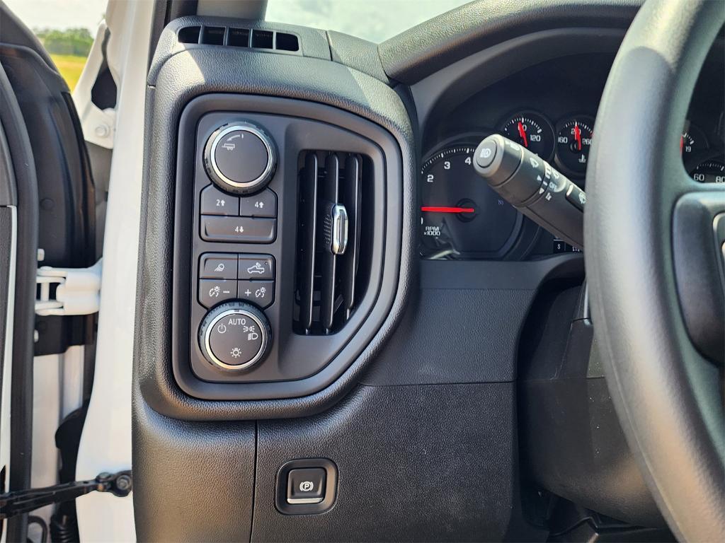 new 2025 Chevrolet Silverado 2500 car