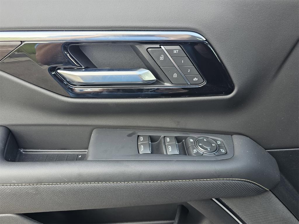 new 2025 Chevrolet Tahoe car, priced at $71,569