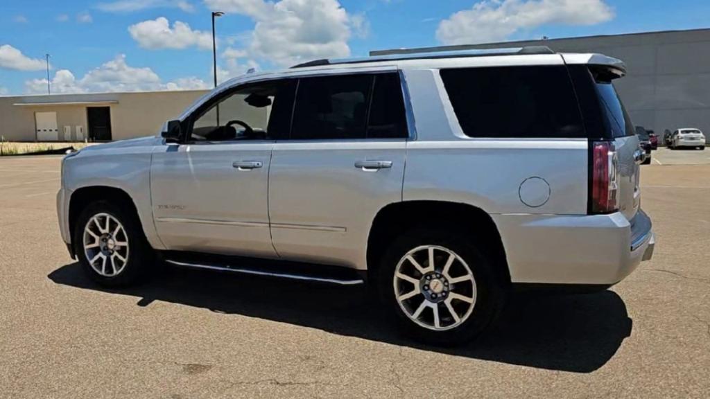 used 2018 GMC Yukon car, priced at $32,731