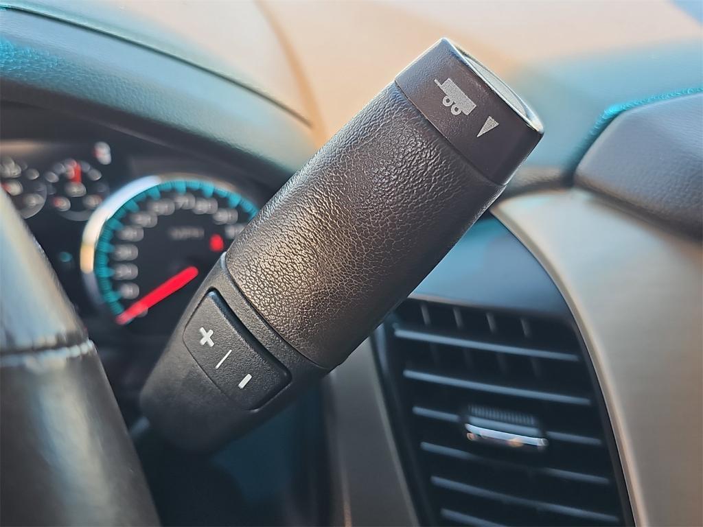 used 2018 GMC Yukon car, priced at $32,731